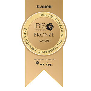 Canon Iris Professional Photography Award ribbon for Bronze, featuring the Canon logo and 'nzipp' on a beige background.